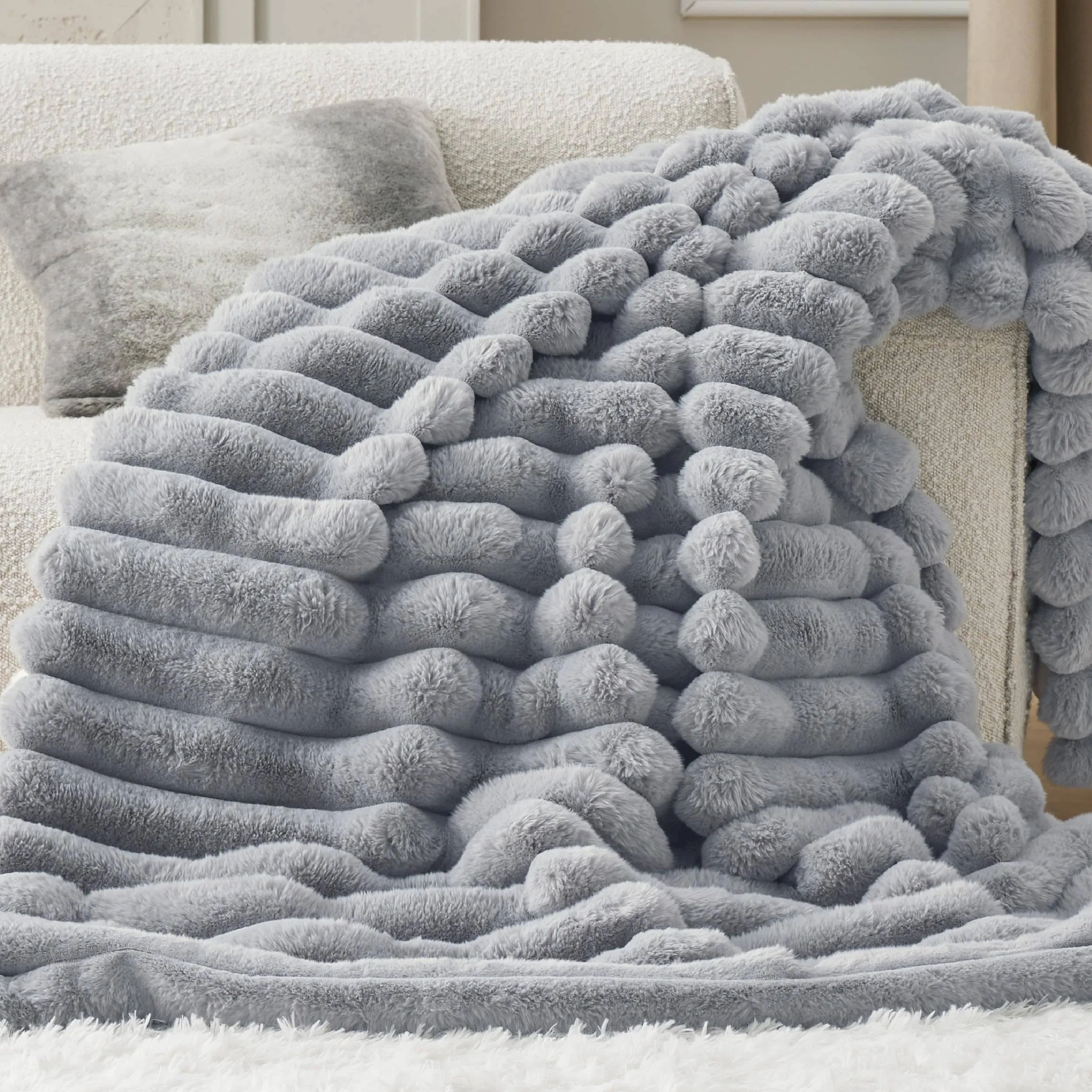 Bedsure Faux Fur Striped Throw Blanket