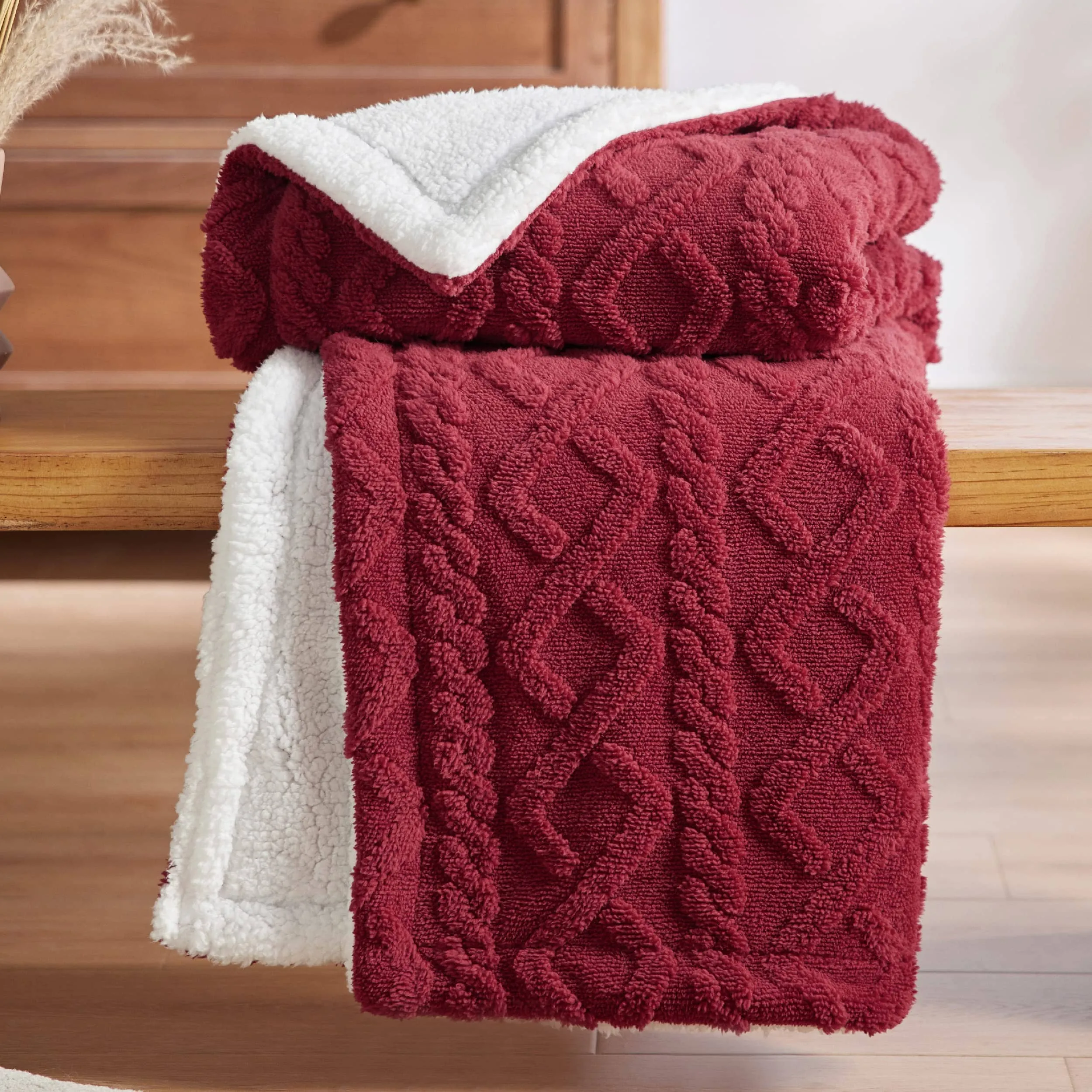 Bedsure Fuzzy Soft Sherpa Throw Blanket