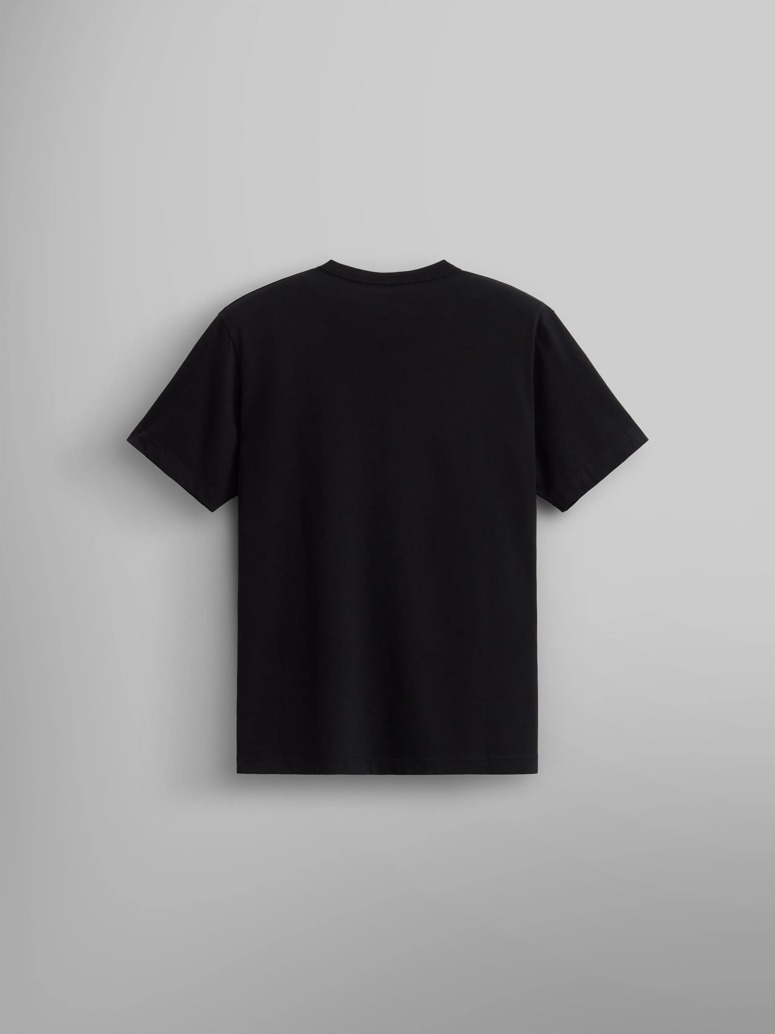 ESSENTIAL TEE