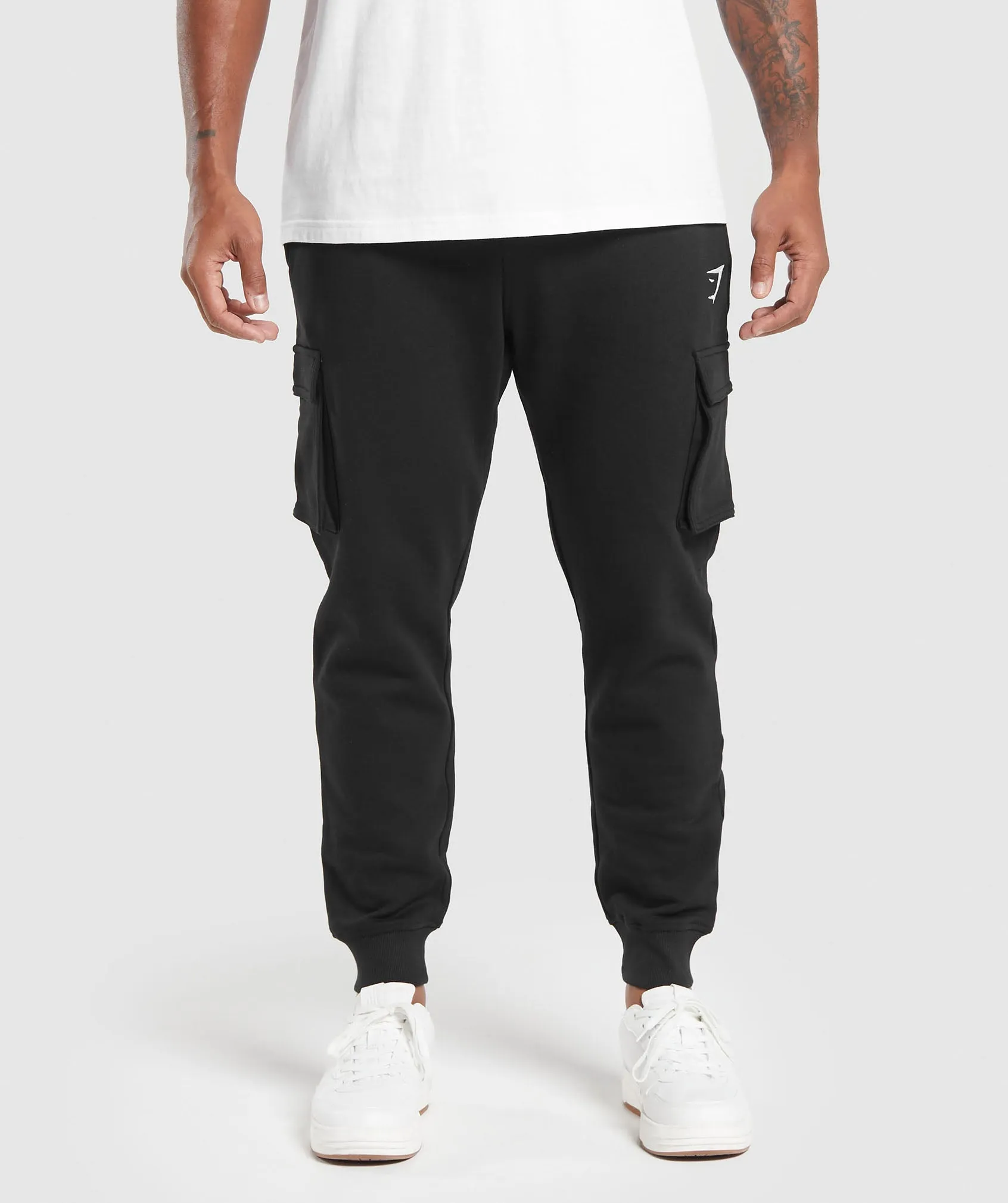 Gymshark Crest Cargo Joggers - Black