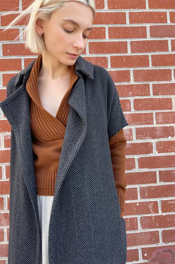 Herringbone Sleeveless Trench Coat in Gray (Sold Out)