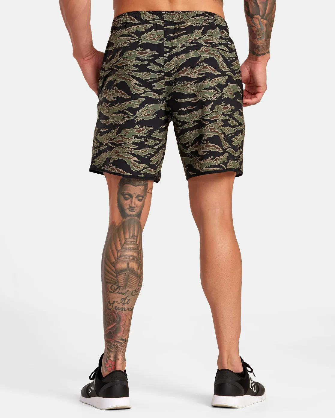 RVCA Yogger Stretch Elastic Short 17" - Tiger Camo