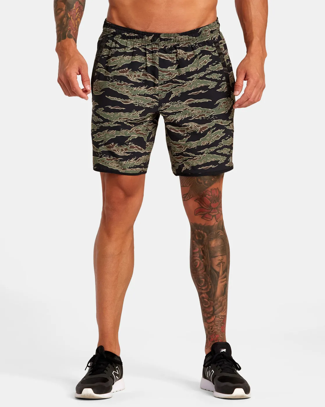 RVCA Yogger Stretch Elastic Short 17" - Tiger Camo